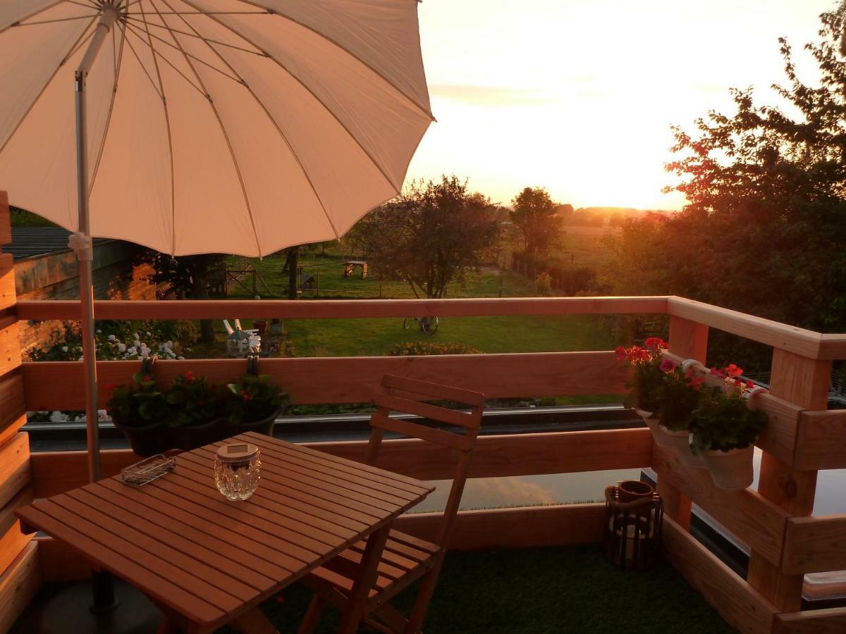 Entre Monts Et Collines B&B Et Spa En Option エクステリア 写真